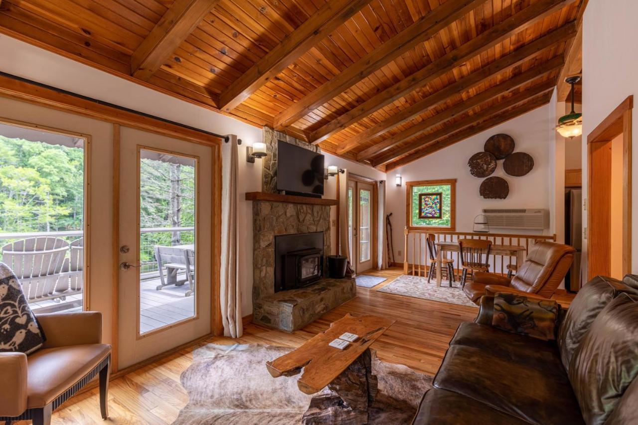 Knotty Pine Villa West Jefferson Eksteriør bilde