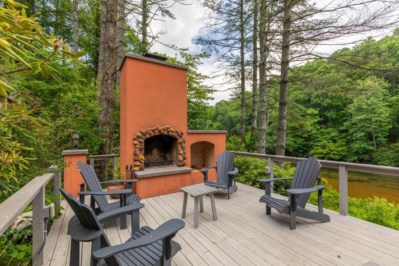 Knotty Pine Villa West Jefferson Eksteriør bilde
